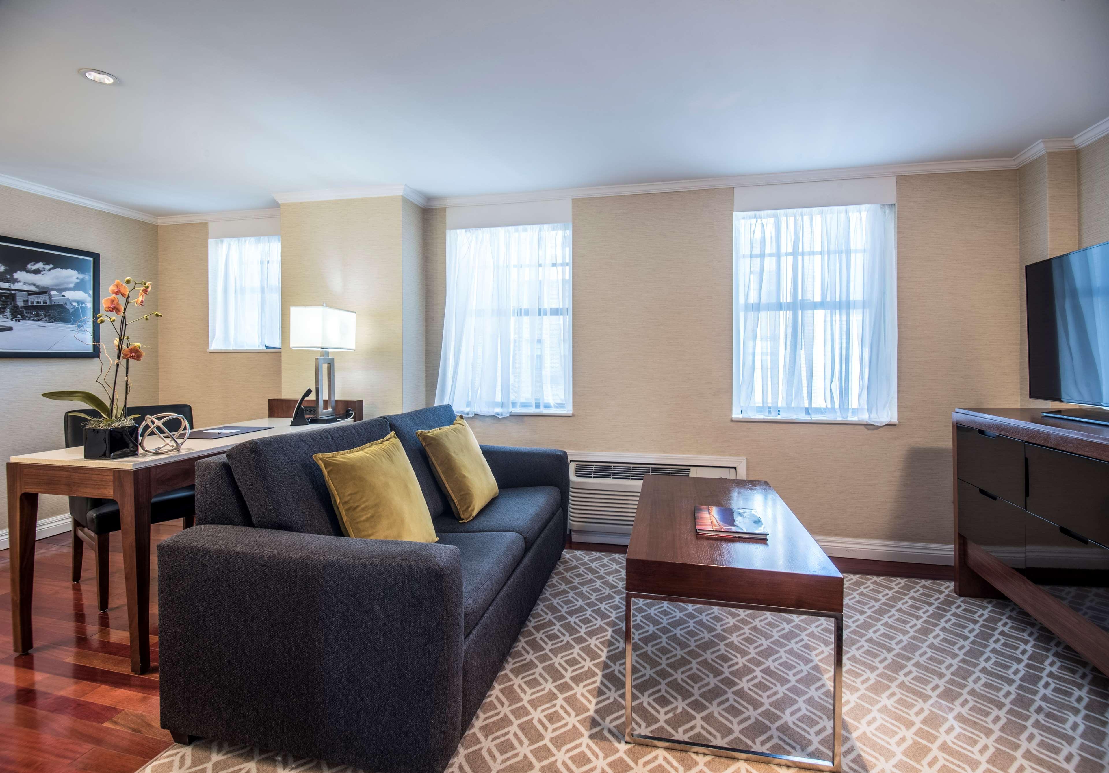 The Warwick Rittenhouse Square Hotel